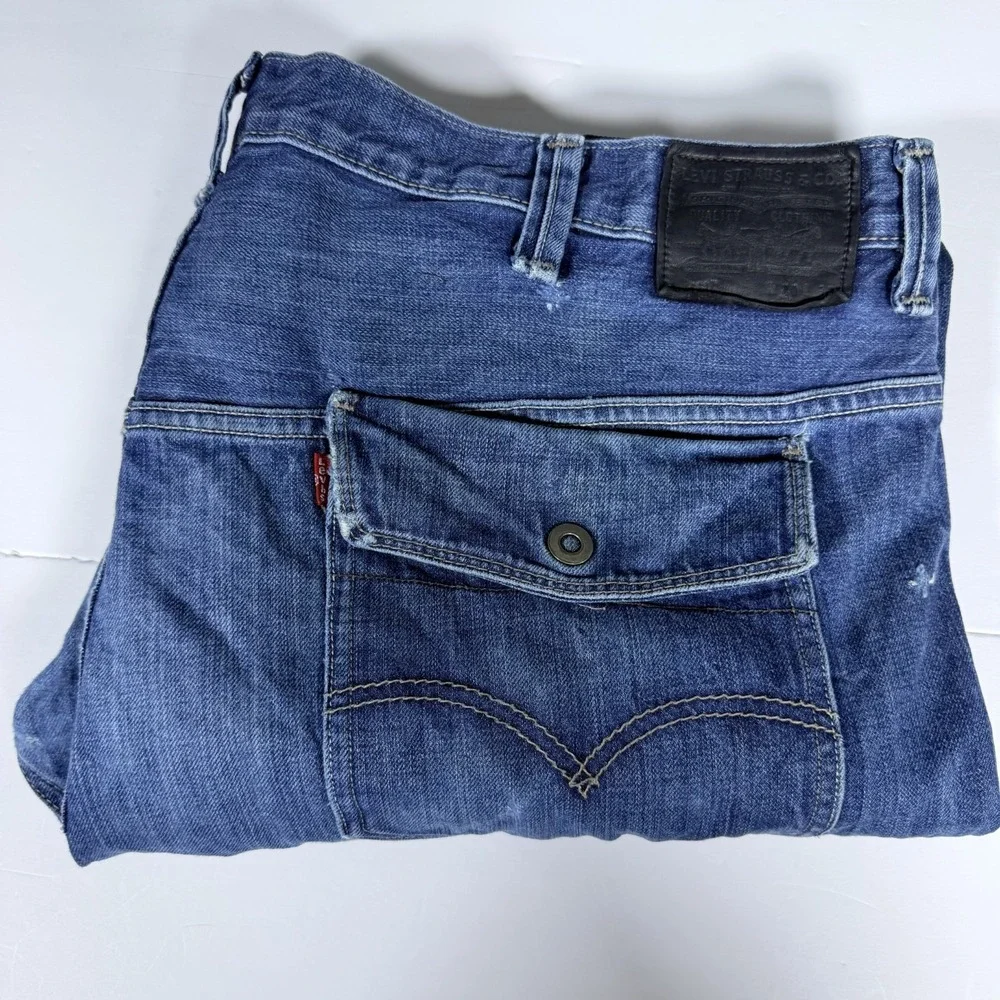 Levi's 569 Straight Leg Jeans Mens 40x30 Blue Denim Cotton Loose Fit‎ Black Tag